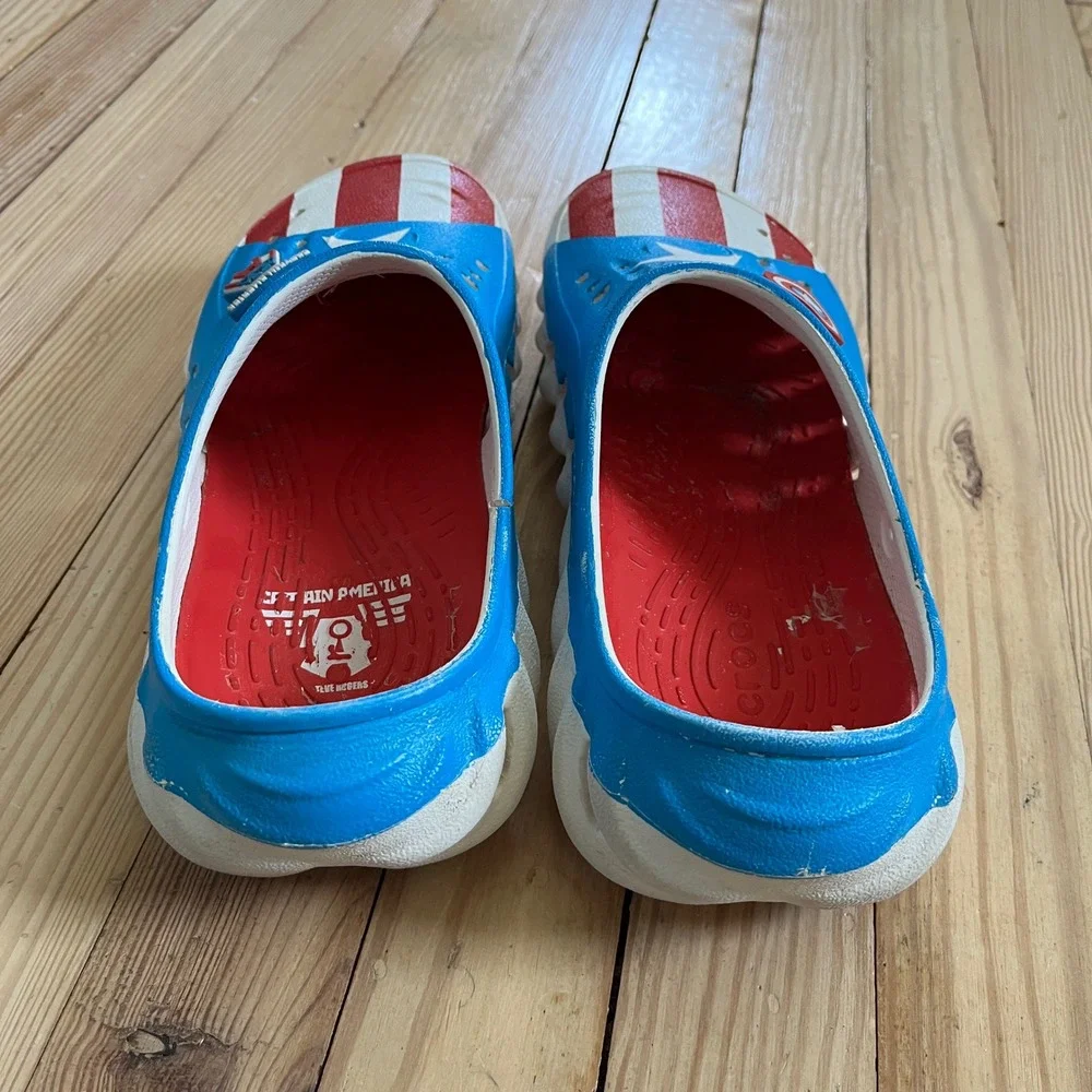 Marvel Crocs Echo Clog Captain America Avengers Blue Red‎ White Junior Size 6